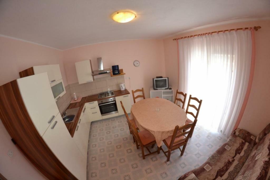 Sloth Apartment Palit Exterior foto